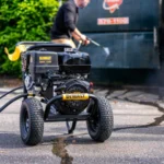 DEWALT 4400 PSI 4.0 GPM Honda GX390 Gas Pressure Washer with AAA Triplex Pump (DXPW4440) - Image 2